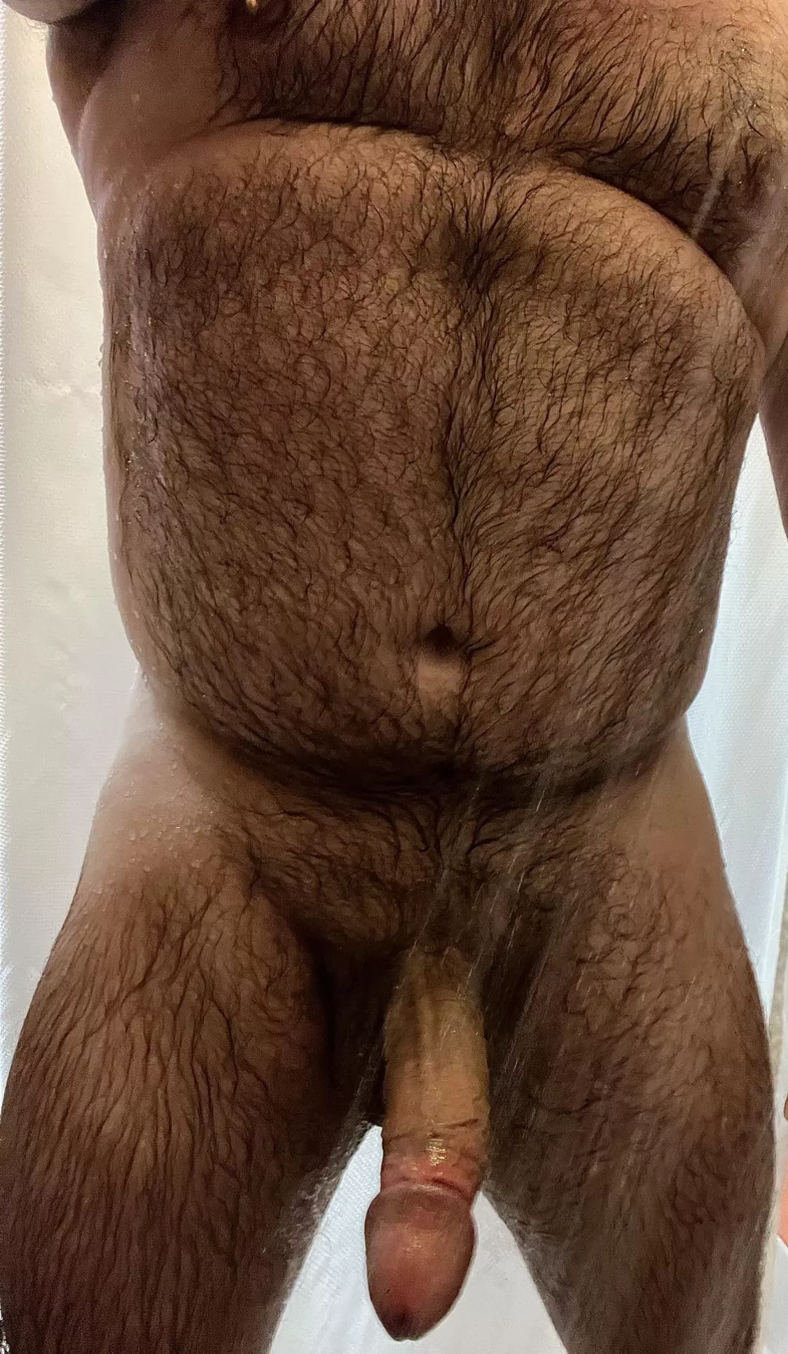 (40) Dad needs a shower partner….interested?