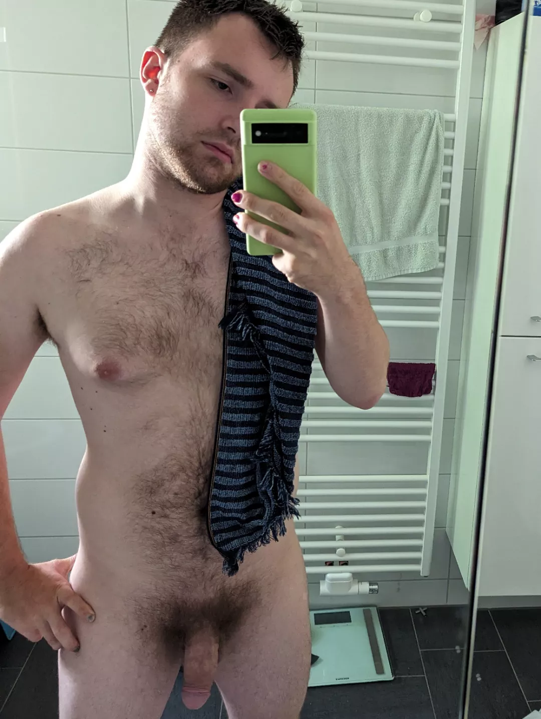 Anyone wanna put their face in there?