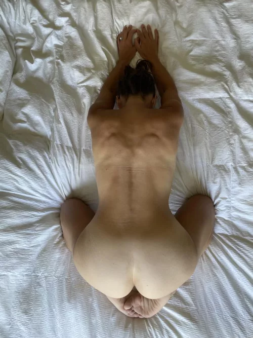 Creampie my asshole and let it drip on my soles