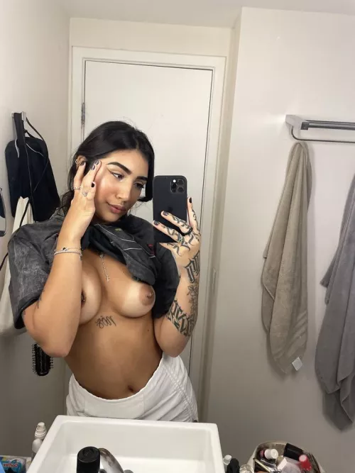 do older men still like tanlines