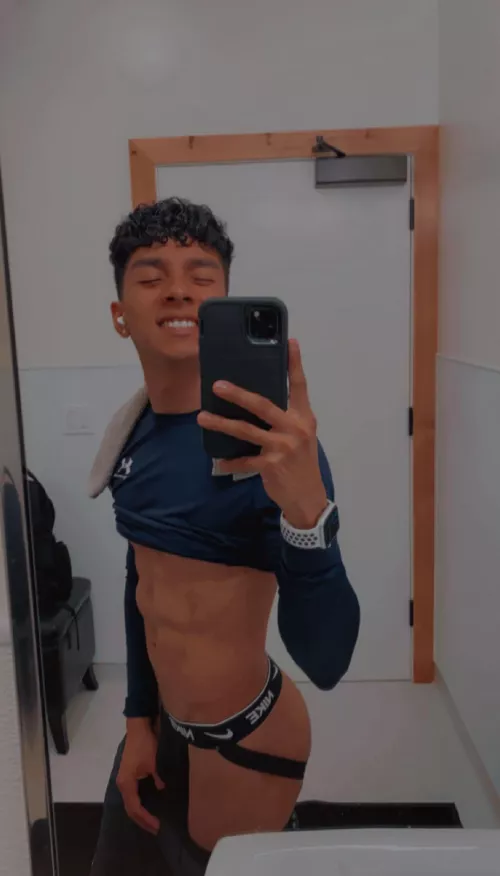 Here’s my jock pic, let me know what you daddy’s think! 😘