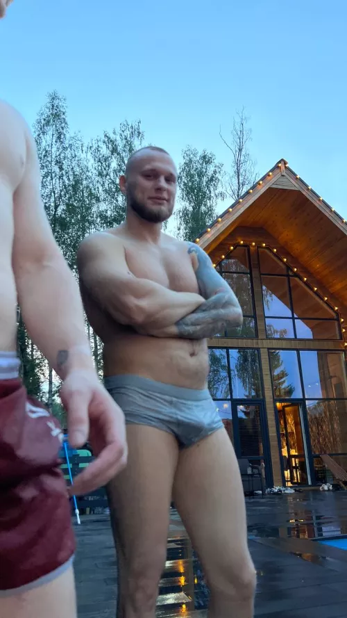 It's a pool party! And I forgot my bathing shorts again.....