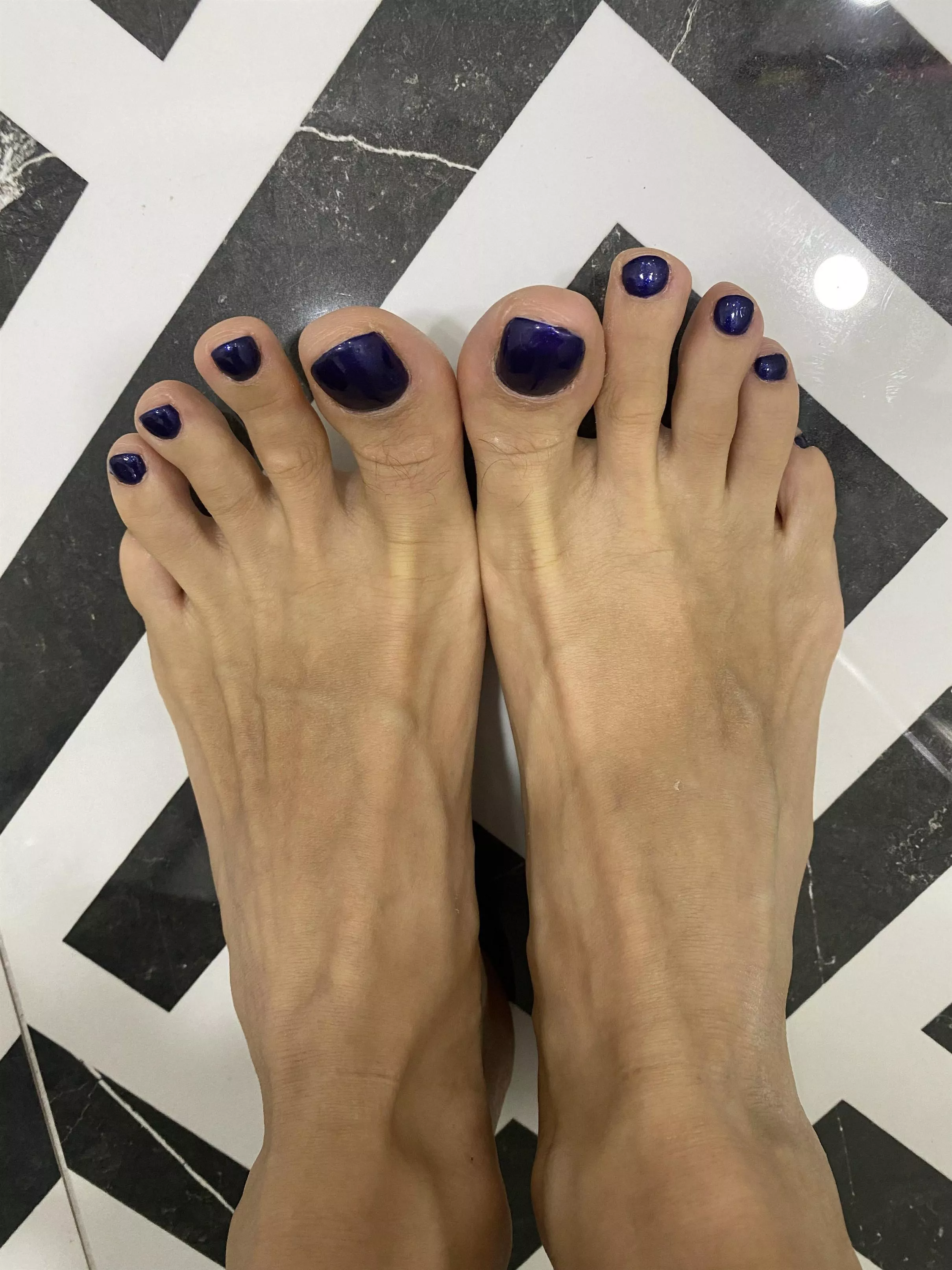 My fingers want caress