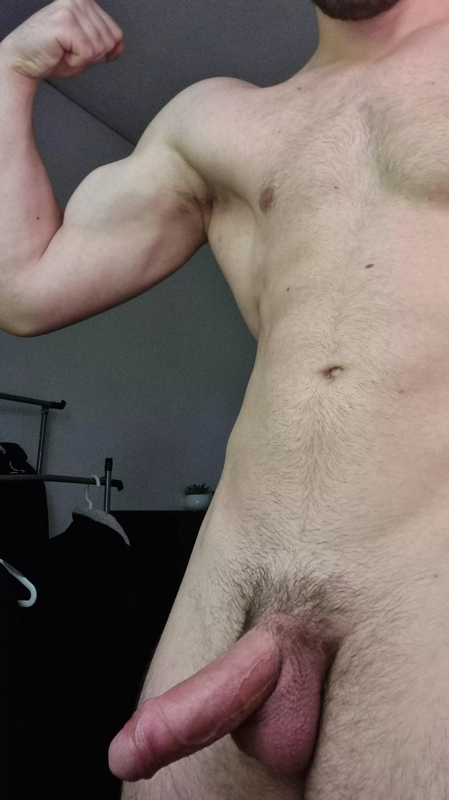 My gf won't suck my uncut cock, would boys suck it ?