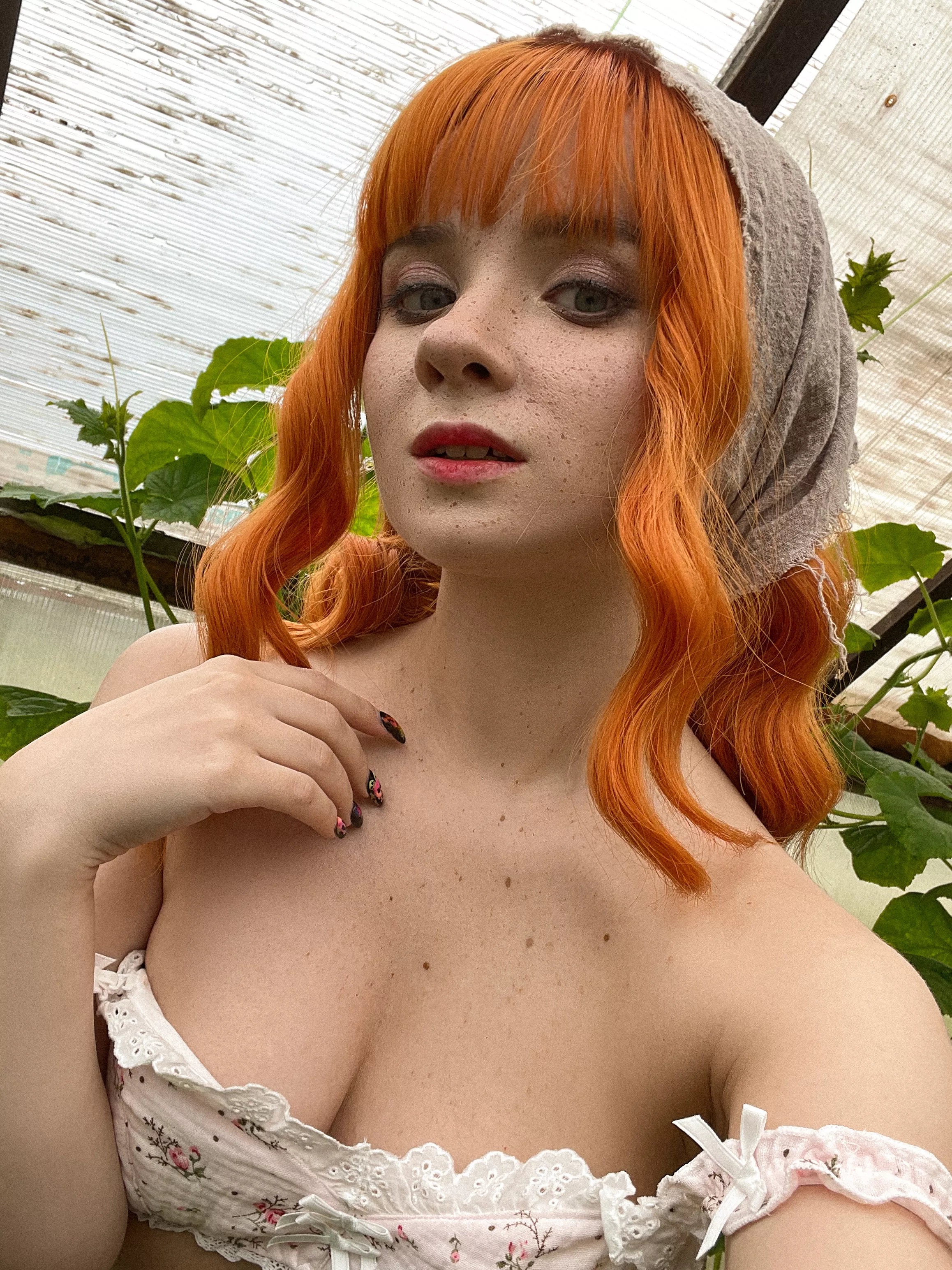 Peasant lady style and lots of freckles