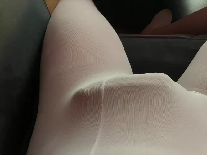 46 USA. Seeking chat friends into guys in tights