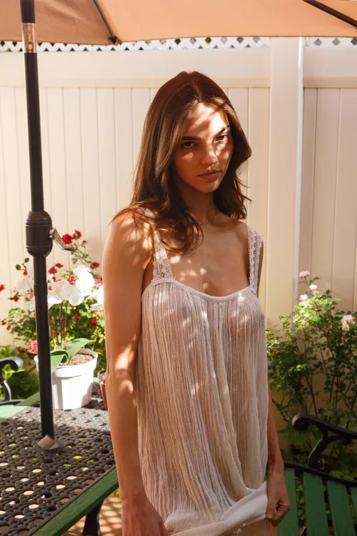 Colleen Cole by Neave Bozorgi