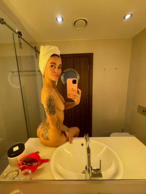 does my daddy like my selfies?