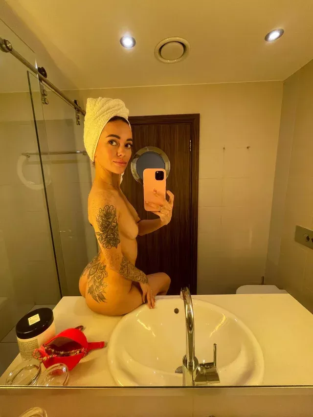 does my daddy like my selfies?