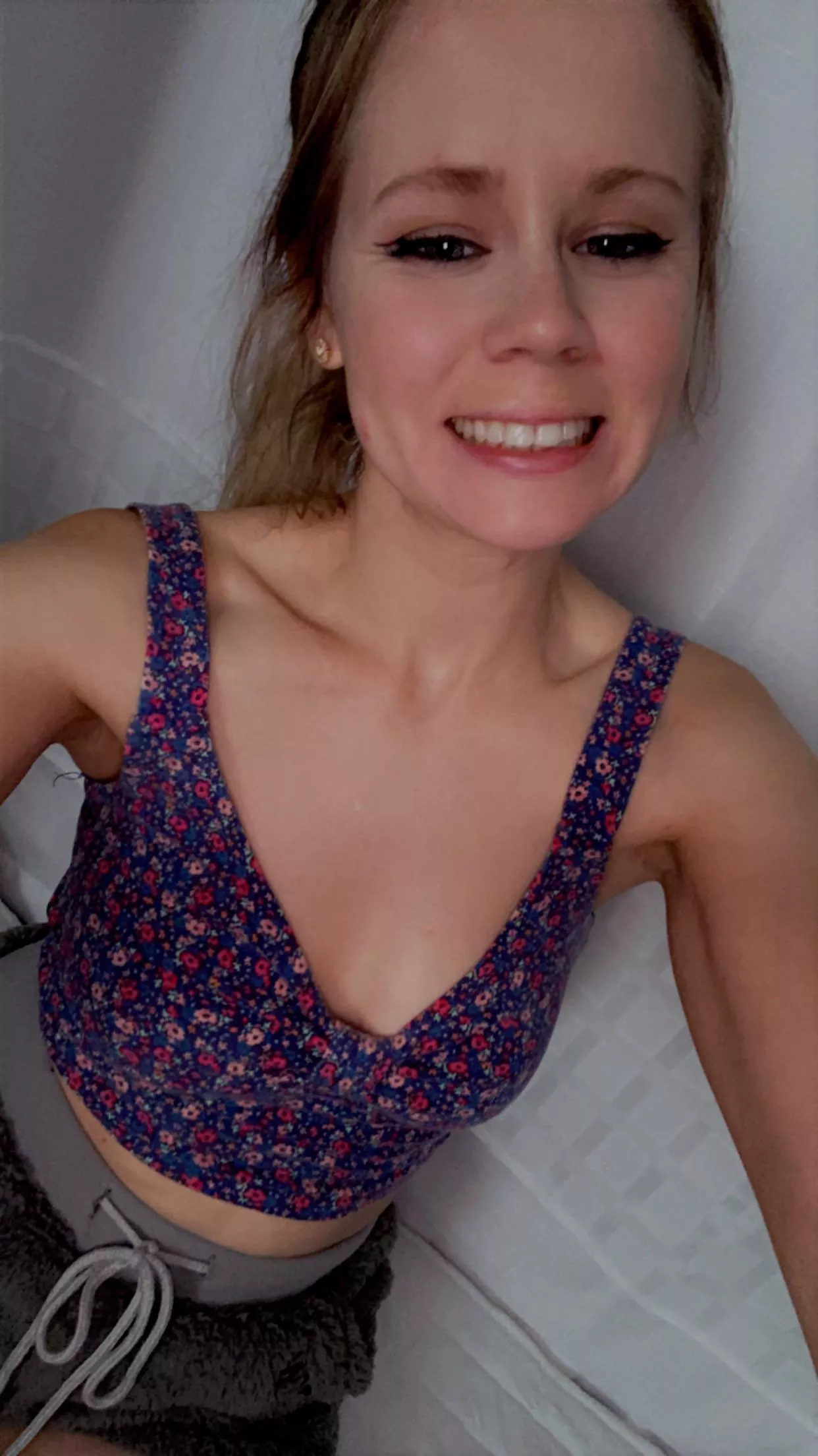 I’ve had this crop top since HS 😆