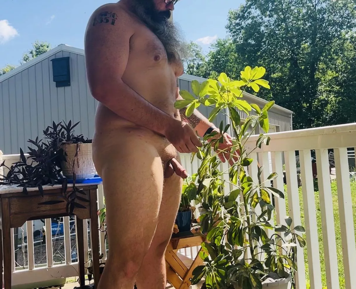 Just found this sub and I’ve been scrolling, looking at the art for a while. So cool!