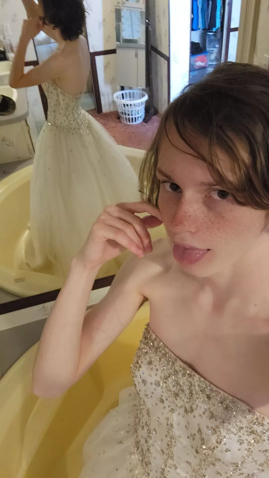 midnight mirror poc/selfie combo???