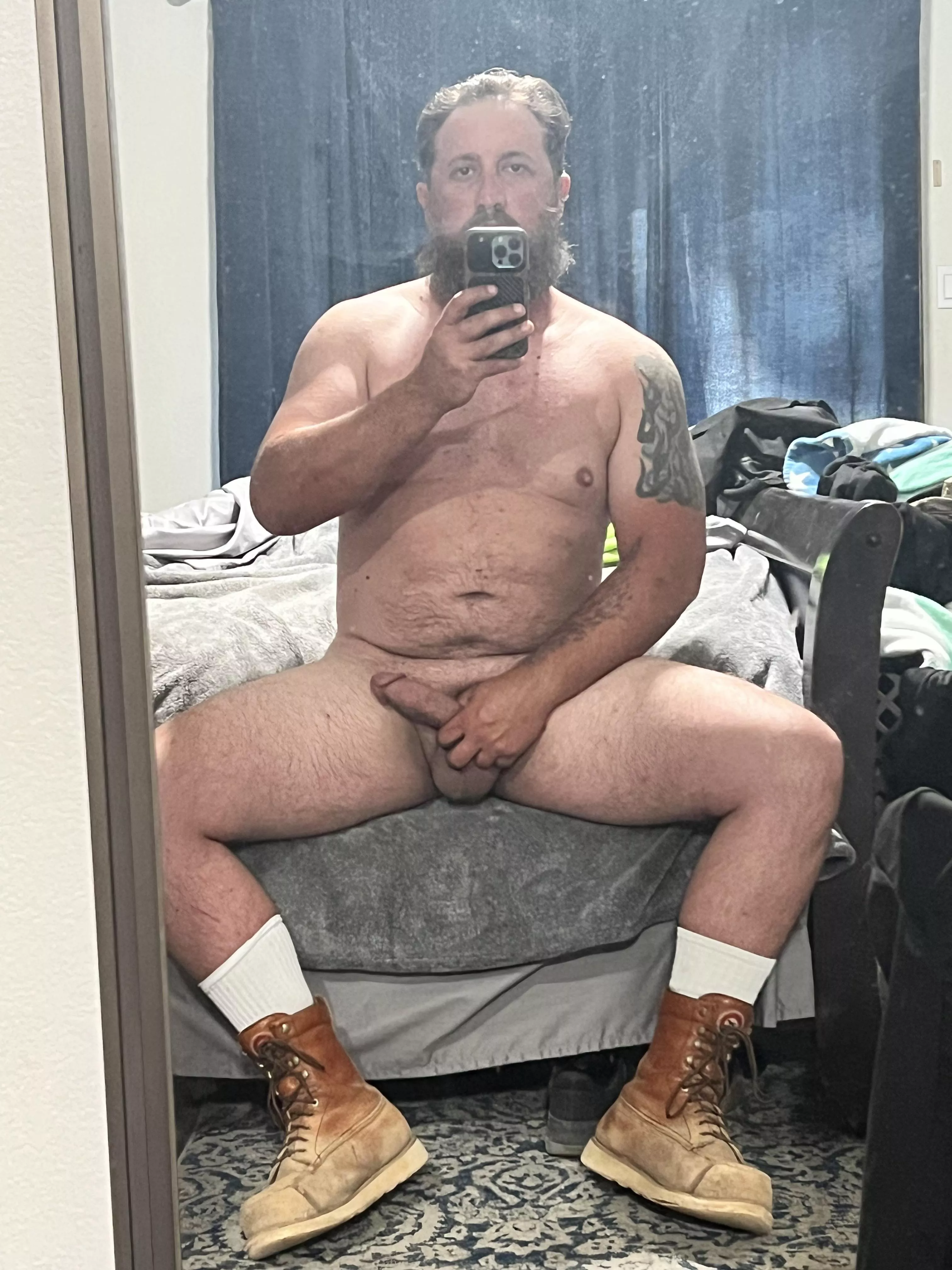 Off work and ready to go. (40M)