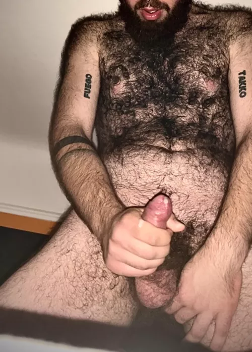 There is nothing better than having someone with open mouth under there begging to get every last drop of you 💦