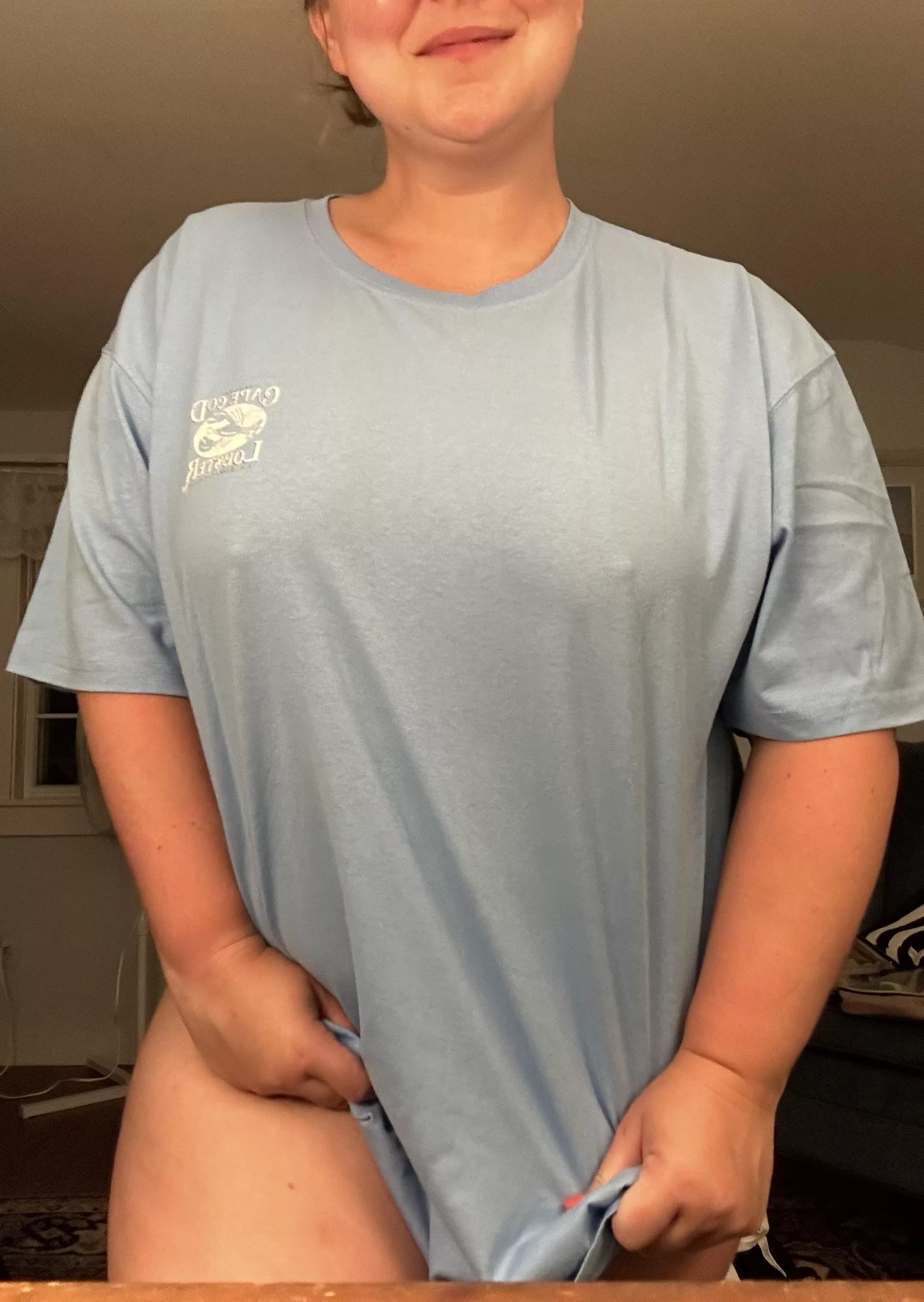 When you go on vacation and find the best sleep shirts 🦞🦞🦞 (F)