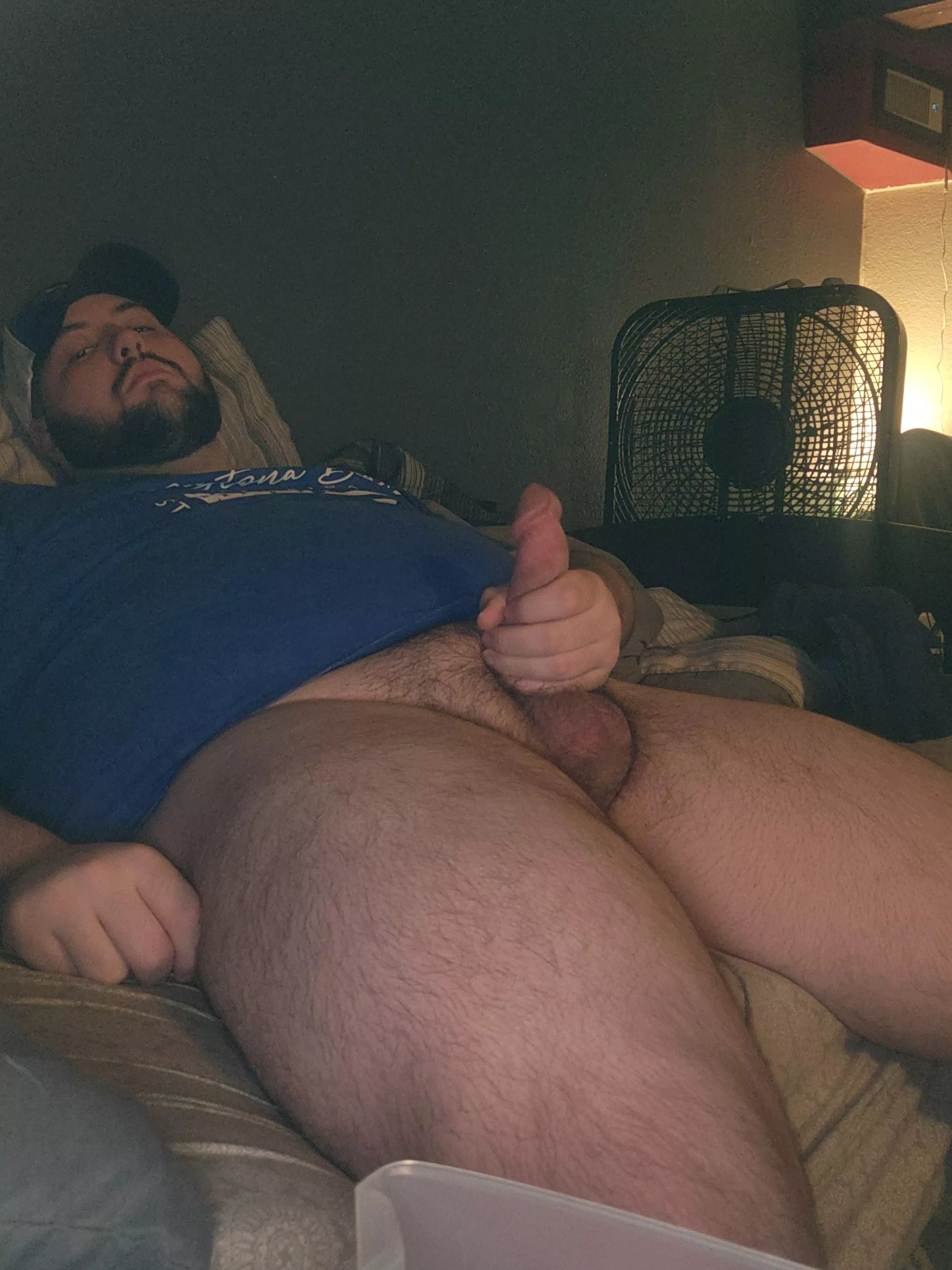 [22] Come enjoy a nice, soft ride😏