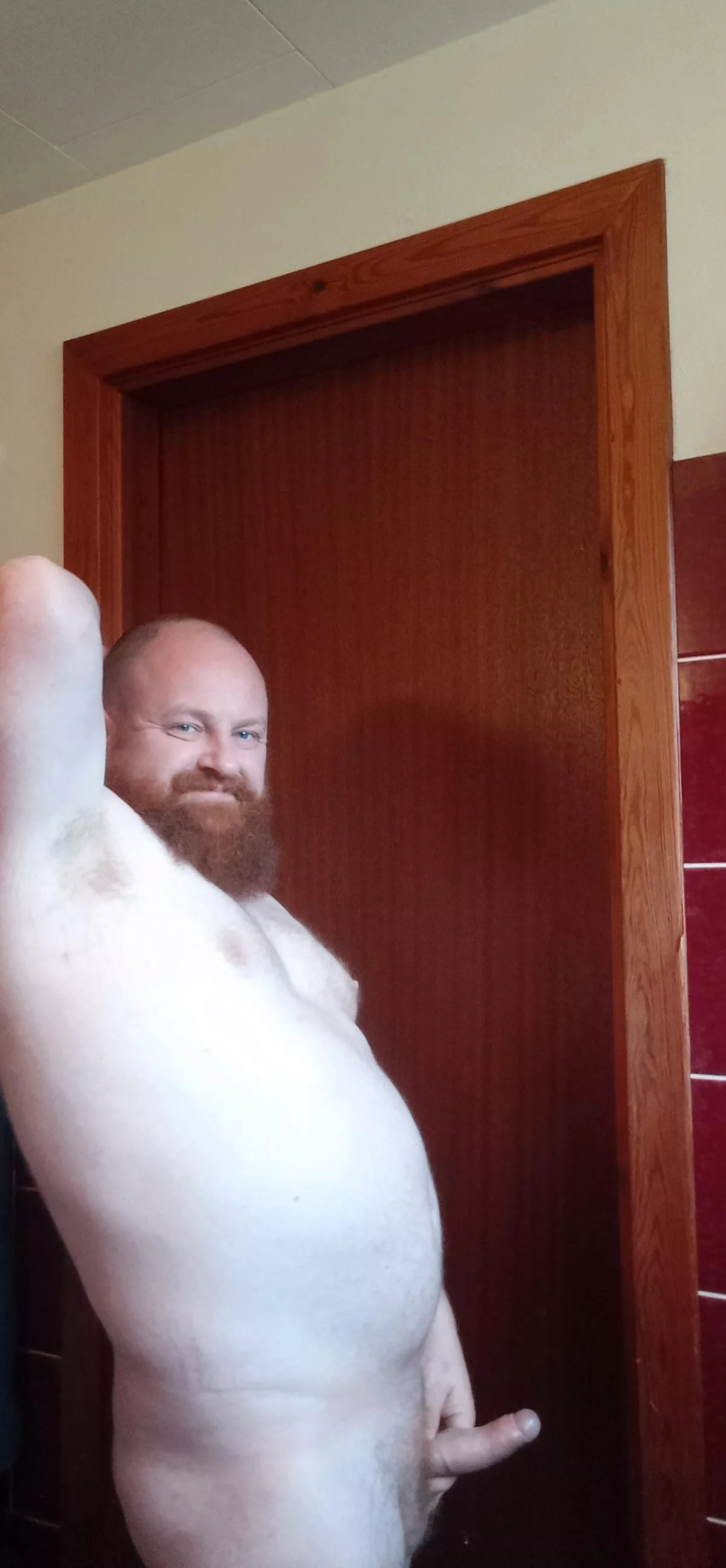 [42] Want me as your chubby daddy 🤗😘