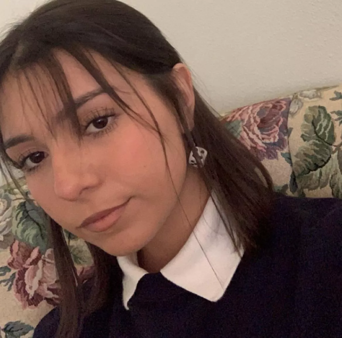 Beautiful brunette 20 y/o 😍🥵🔥