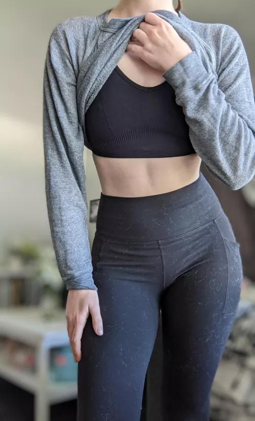 Black leggings and black sports bra is my gym uniform [F]