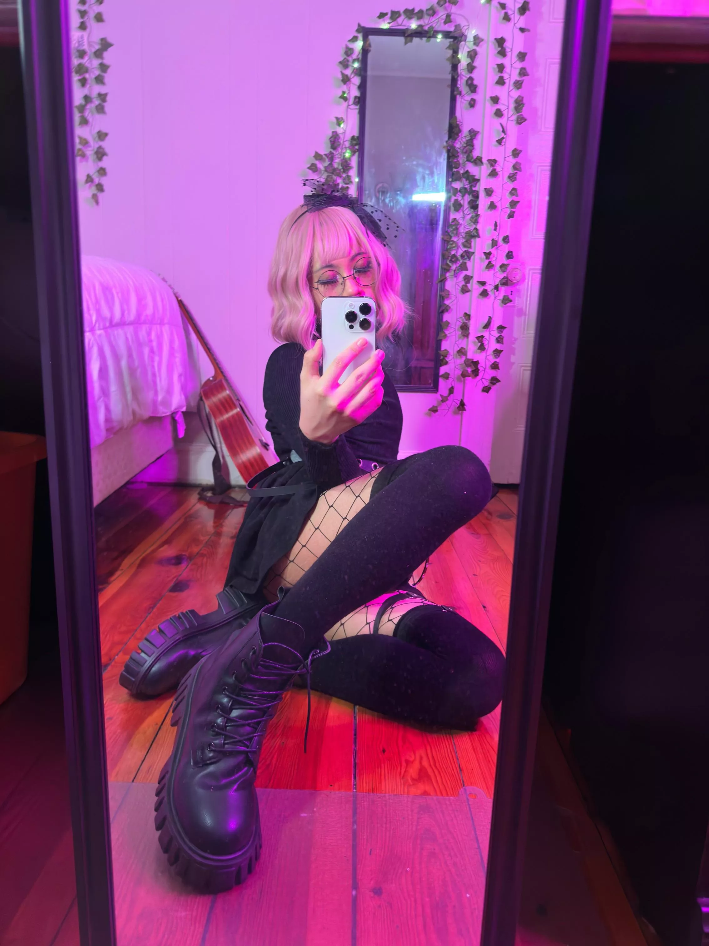 Felt a little goth 🖤