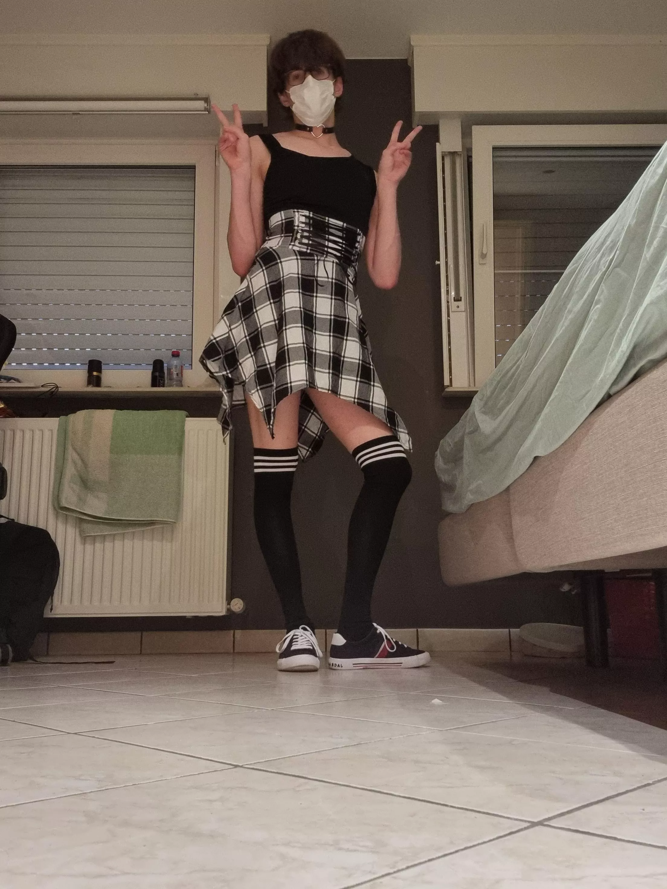 Hiiiii, am I doing this right? First time making it public.