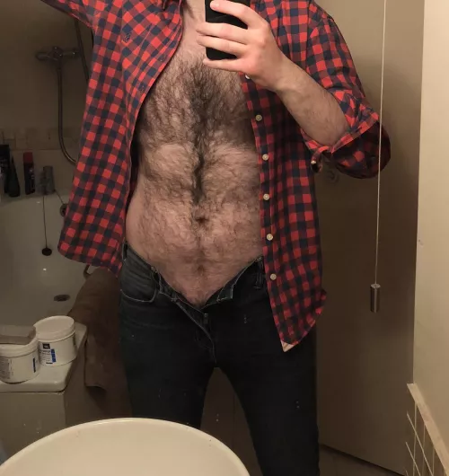 I have a rule about not wearing plaid or check in summer. But it’s a wet and windy day where I am, so it might as well be November, which is when I tend to rock the lumberjack look.