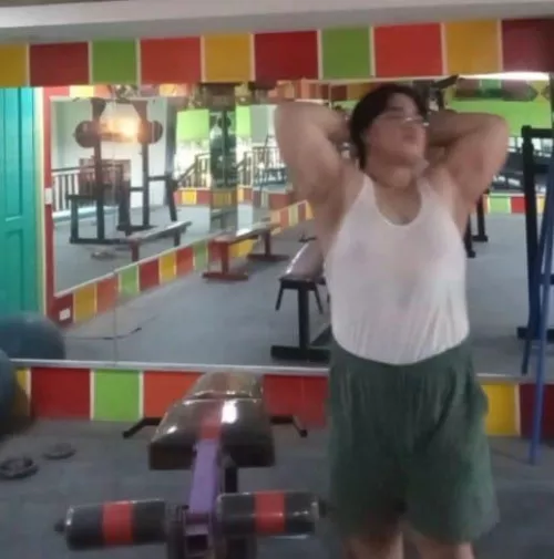 just got home from the gym n took this photo, what do u think?