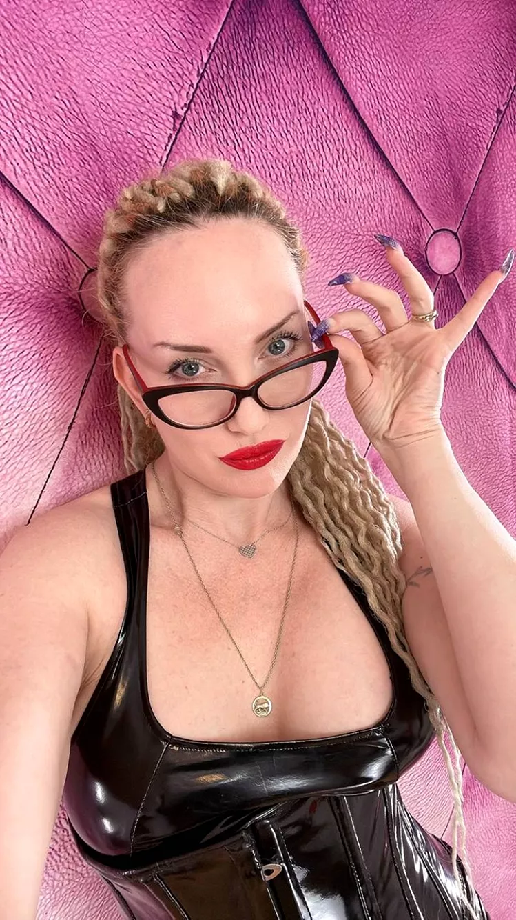 Leather outfit perfect for our first date