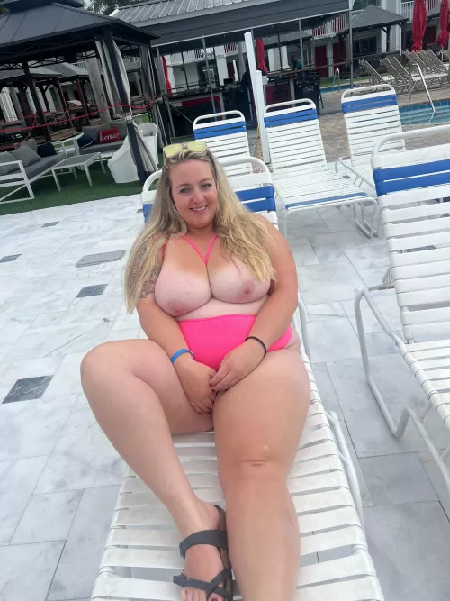 Love some good tan lines