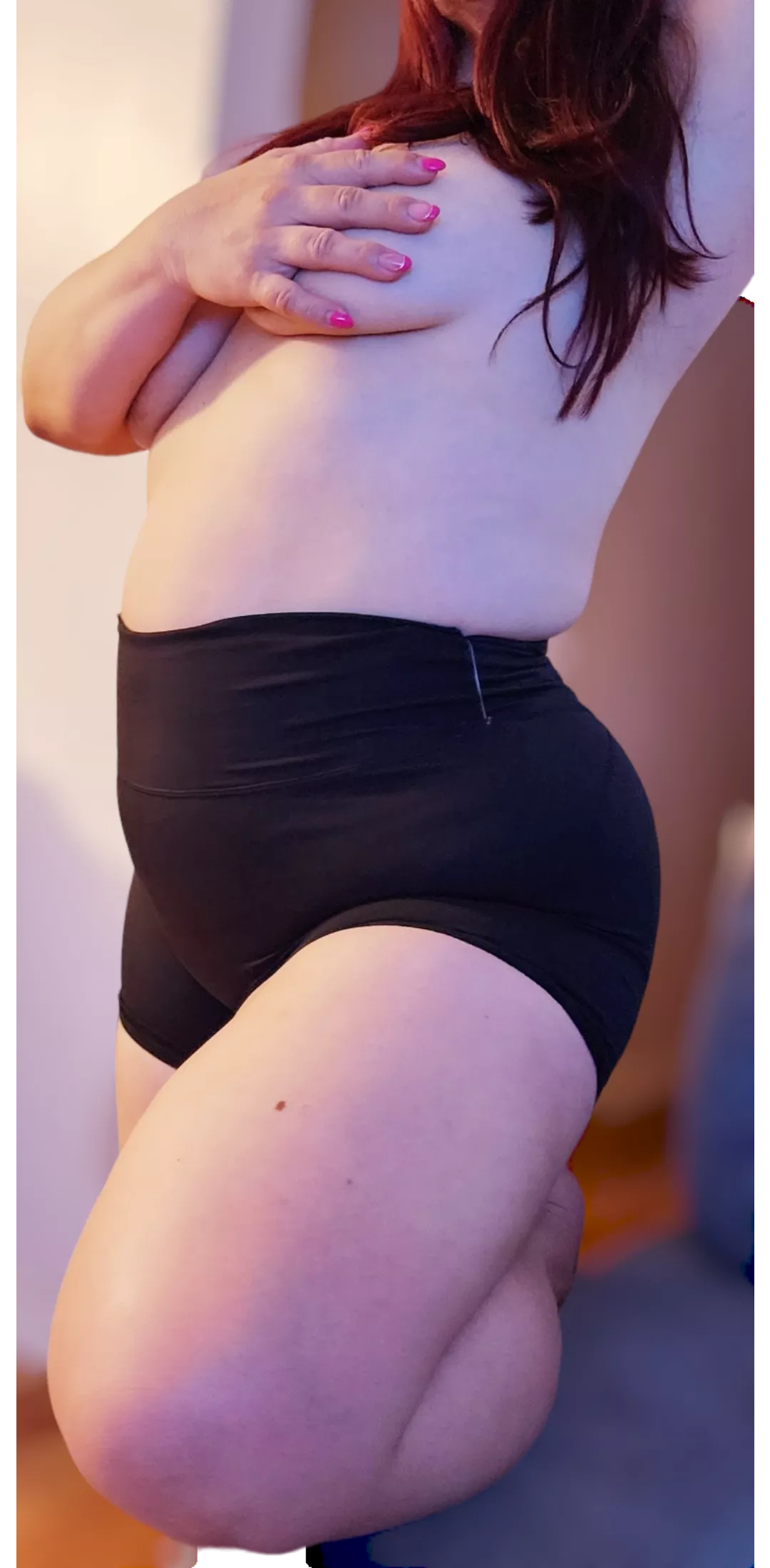 Madam thickness in her yoga shorts 🙅‍♀️