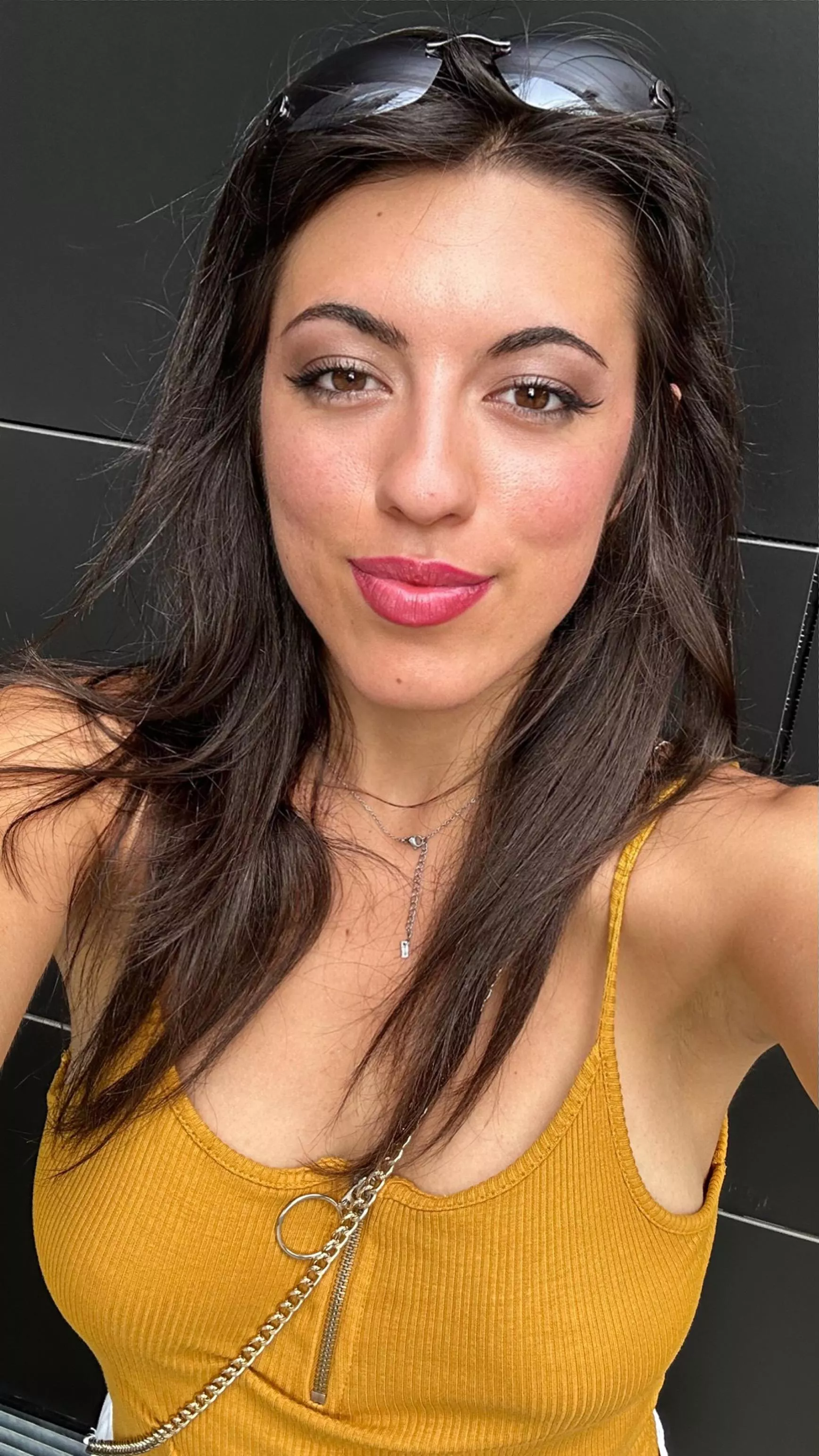 Shy armpit selfiee F19 <3