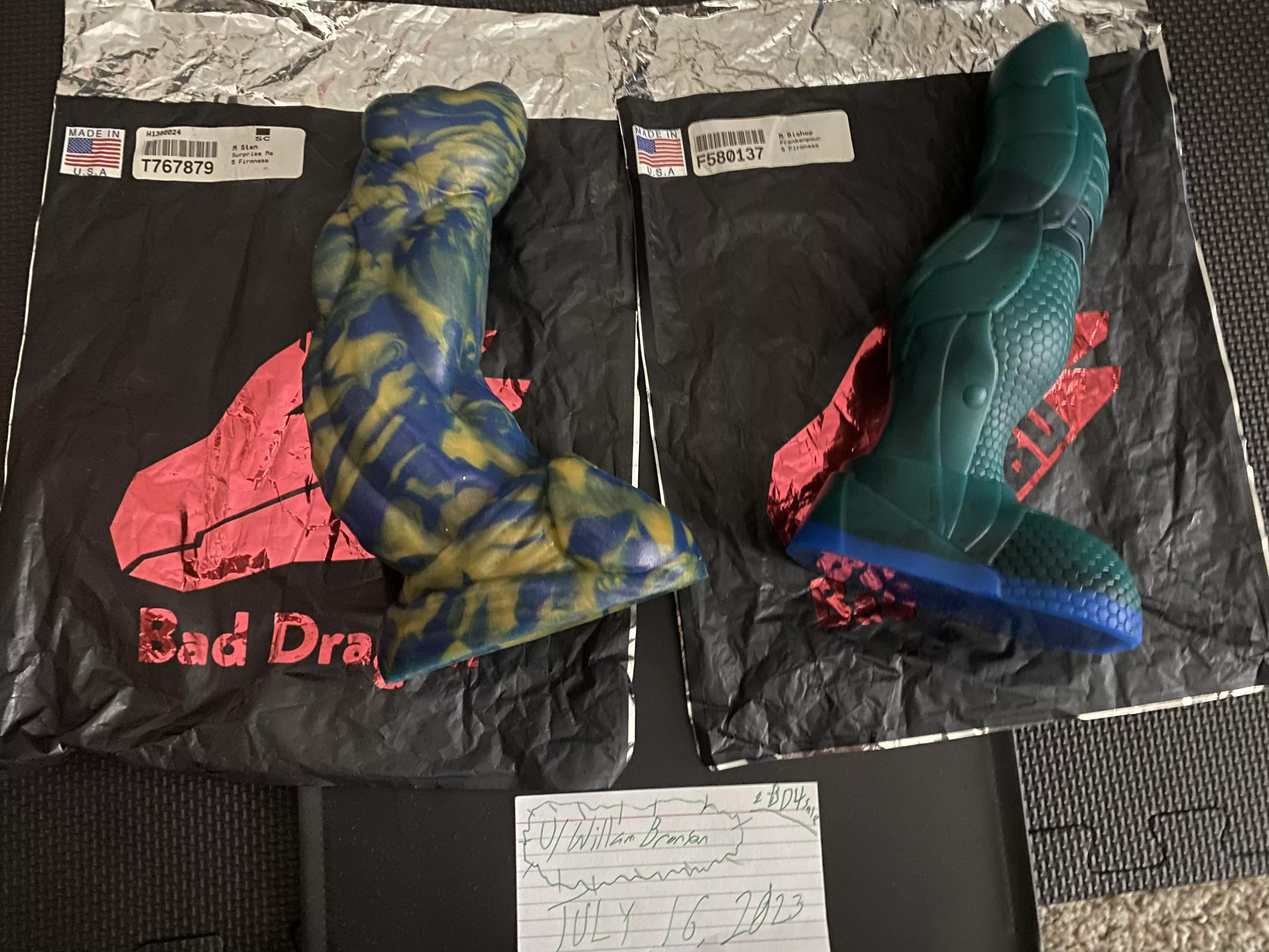 [US] Selling 2 BD Toys