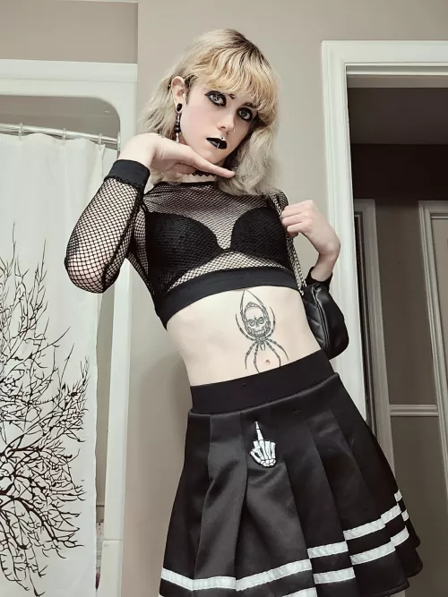 Went to a punk show the other night, this was my look ^-^