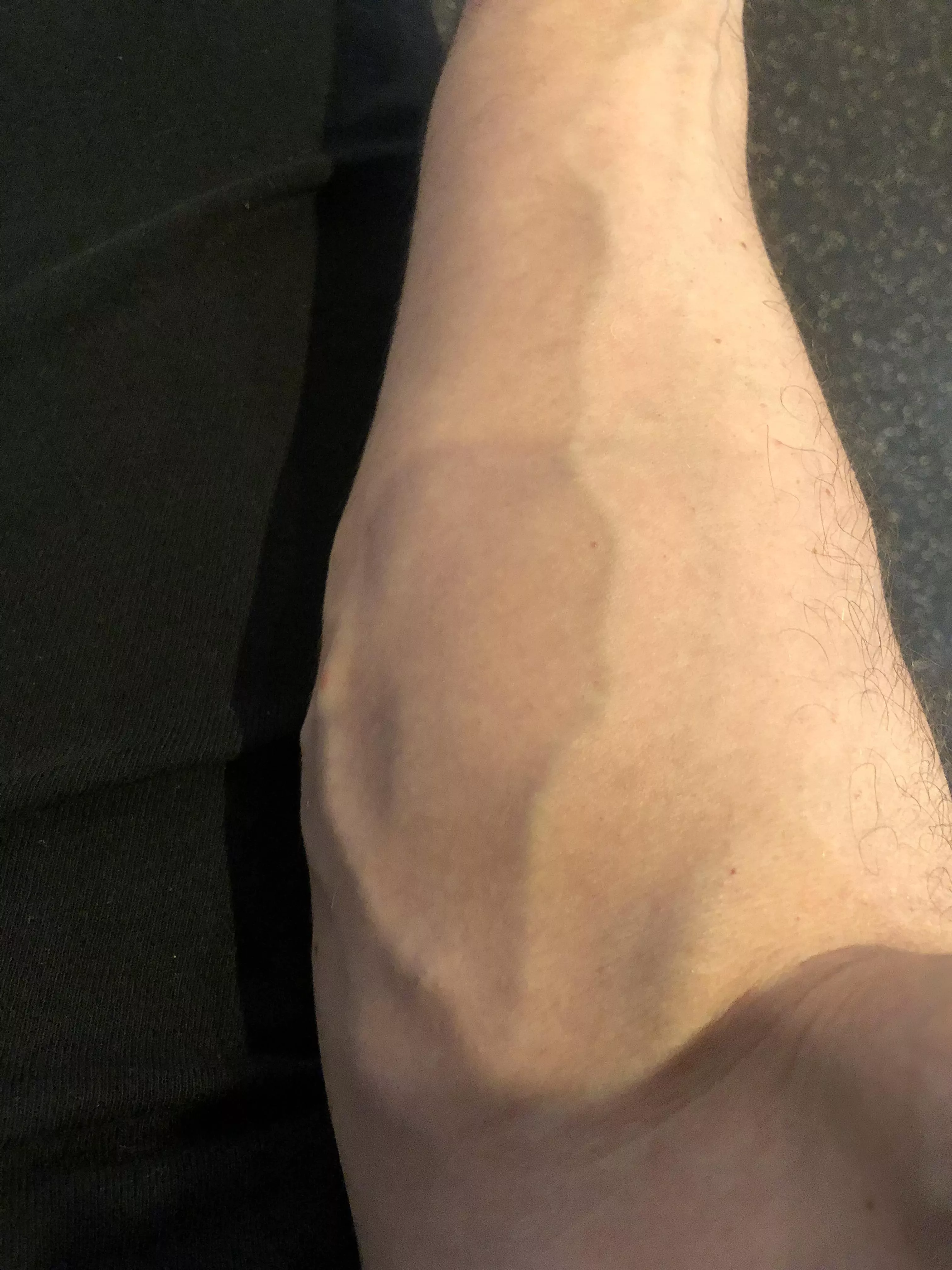 40yo NYC Hot in shape Daddy's Forearm