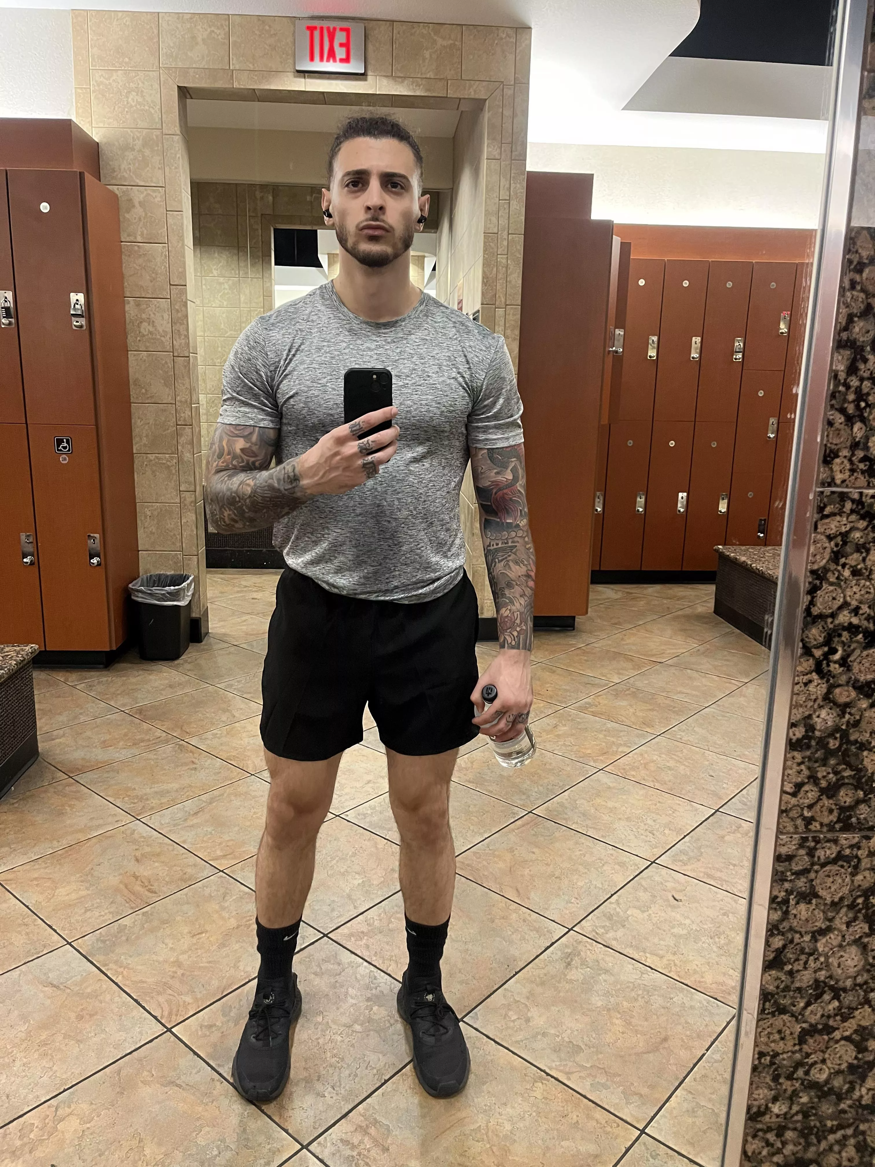 Clothes stay on today 😤