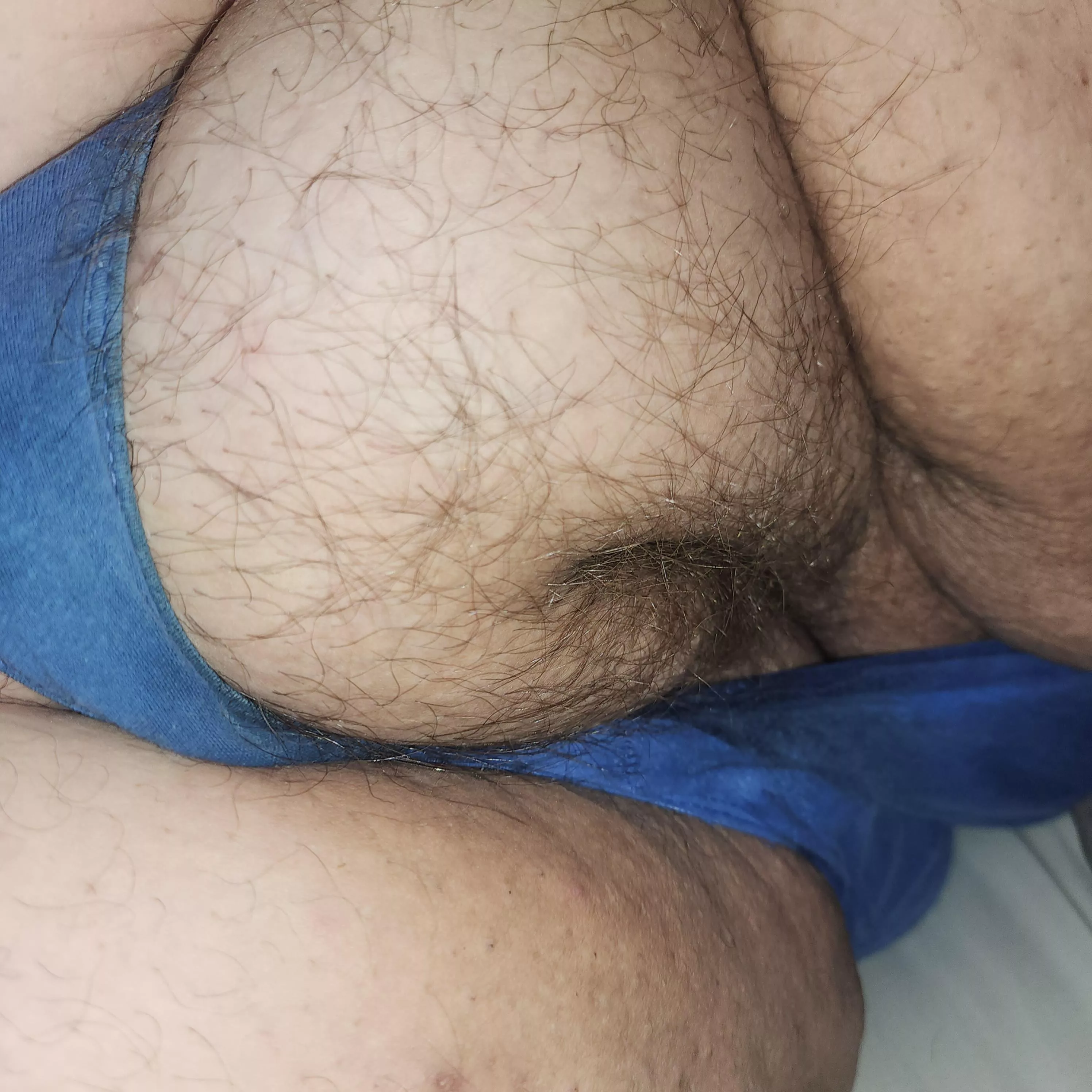 Do you enjoy a hairy pussy?
