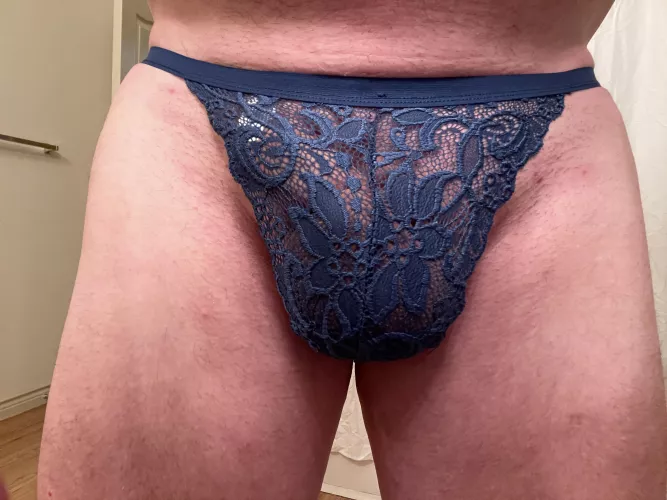 It’s a blue Monday! Today’s work gstring!