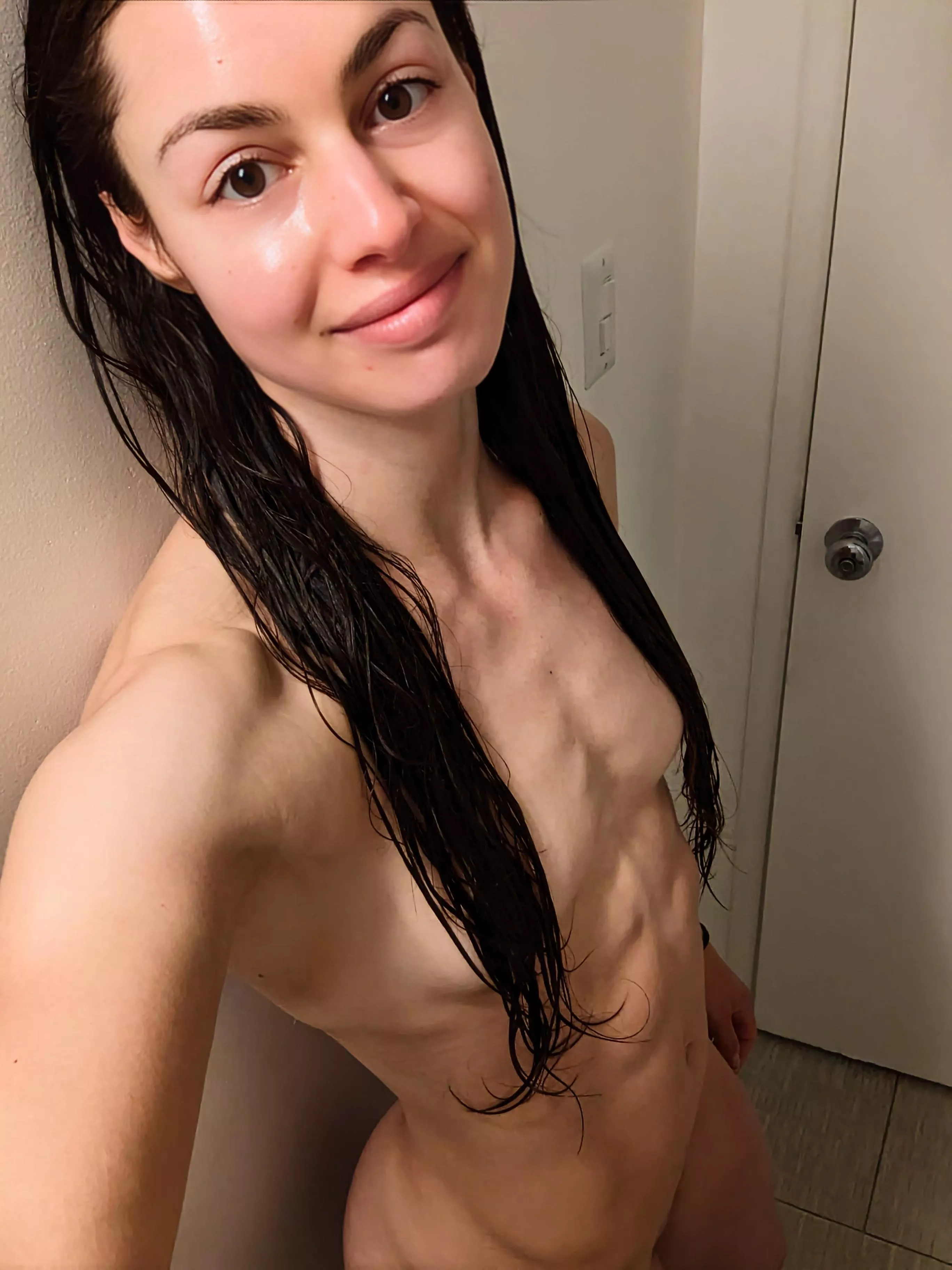 Like a girl with abs? 😉♥️