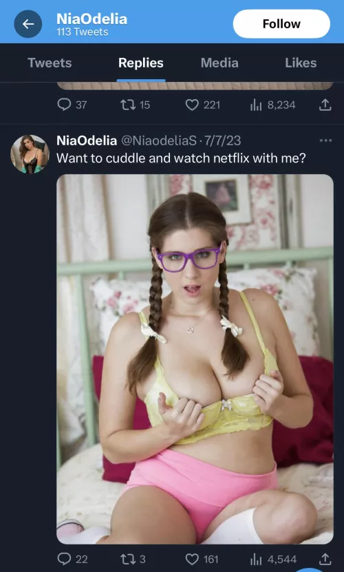 Name? Can’t find anything from her Twitter name or it’s a fake