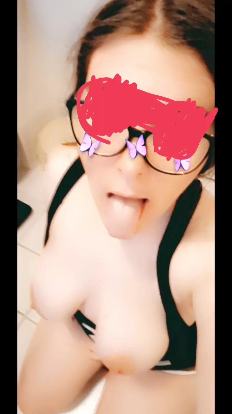 Please show me how you cover me with cum!