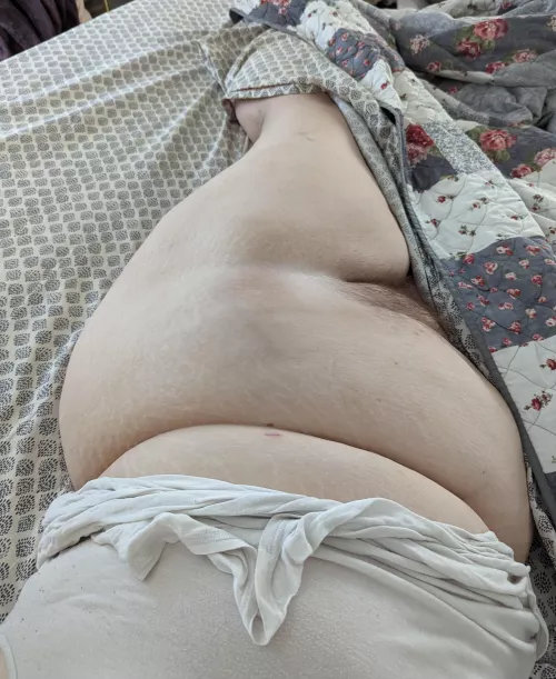 Really feeling my hip bones lately. Wish you could feel them, too.