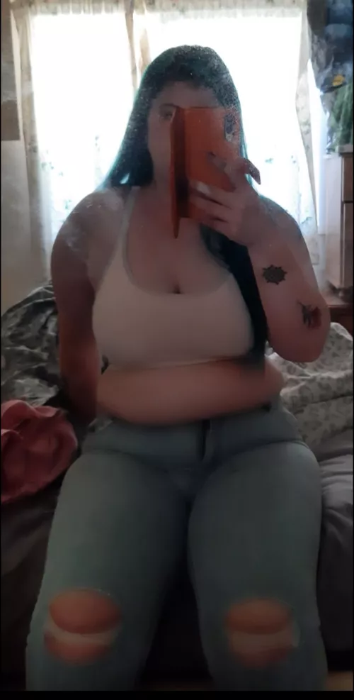 These jeans are super tight now! Massive muffin top 🥺 I just can't stop eating! My partner is a massive feeder aswell... I need to accept these consequences of my actions! Haha! Do you still think I'm worthy with my rolls, muffin top and more rolls?