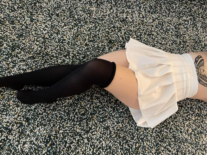 black and white 🖤🤍