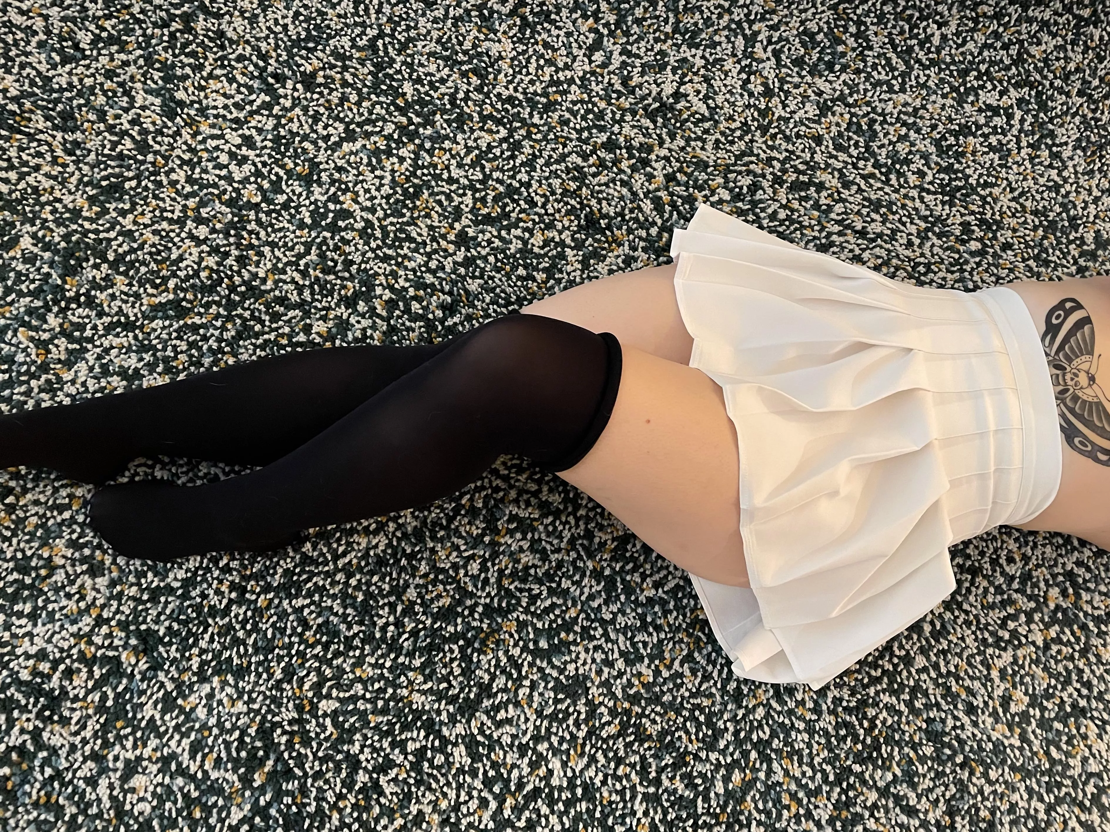 black and white 🖤🤍