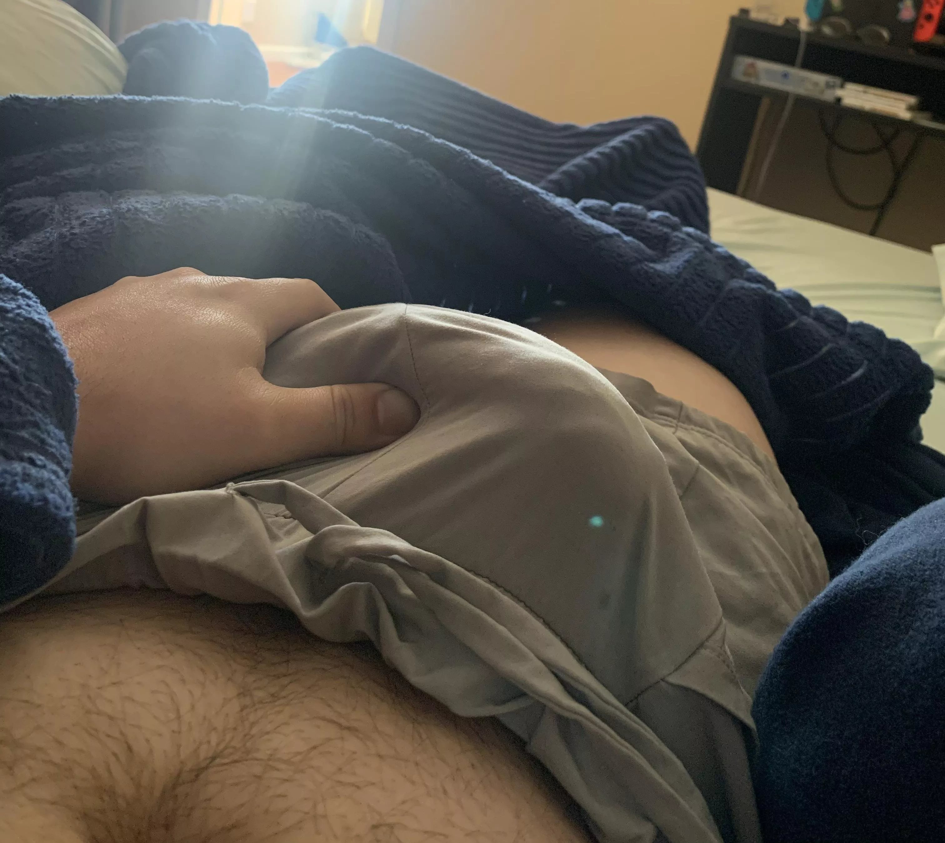 Bulging and ready to compare. Be cocky and ready to lose 🤭