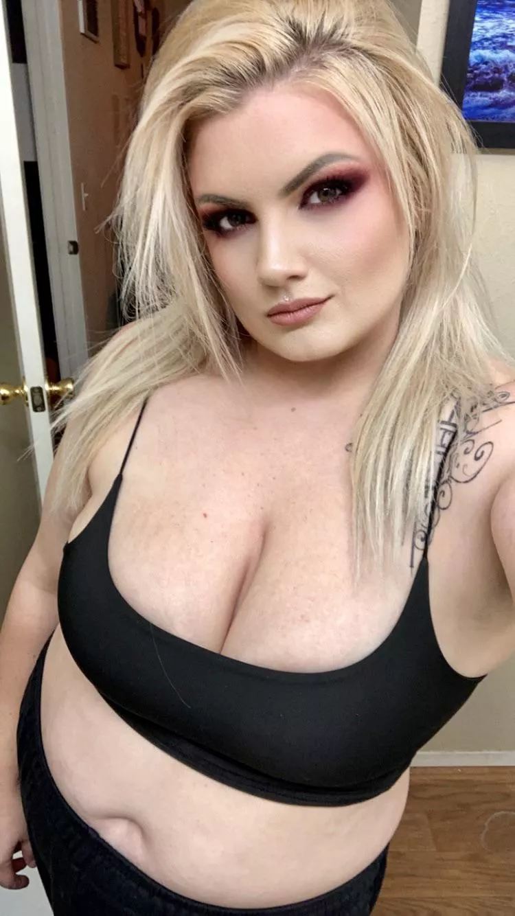 Chubby 31Fmom & wife! 🤘🏻