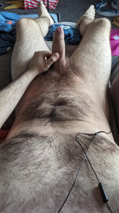 Do you mind hanging out if I'm nude?