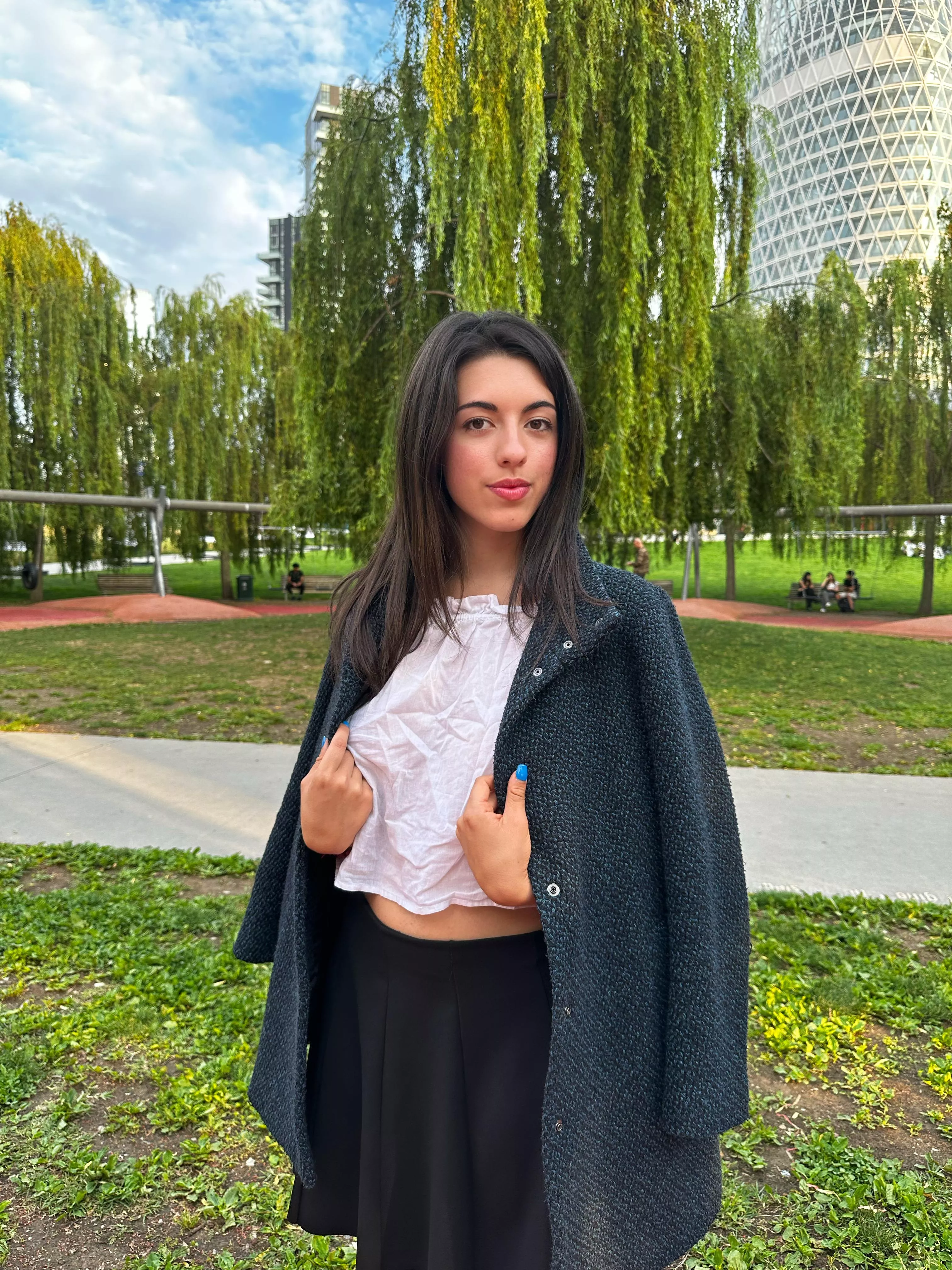 elegan and Braless. Loving it F19 <3