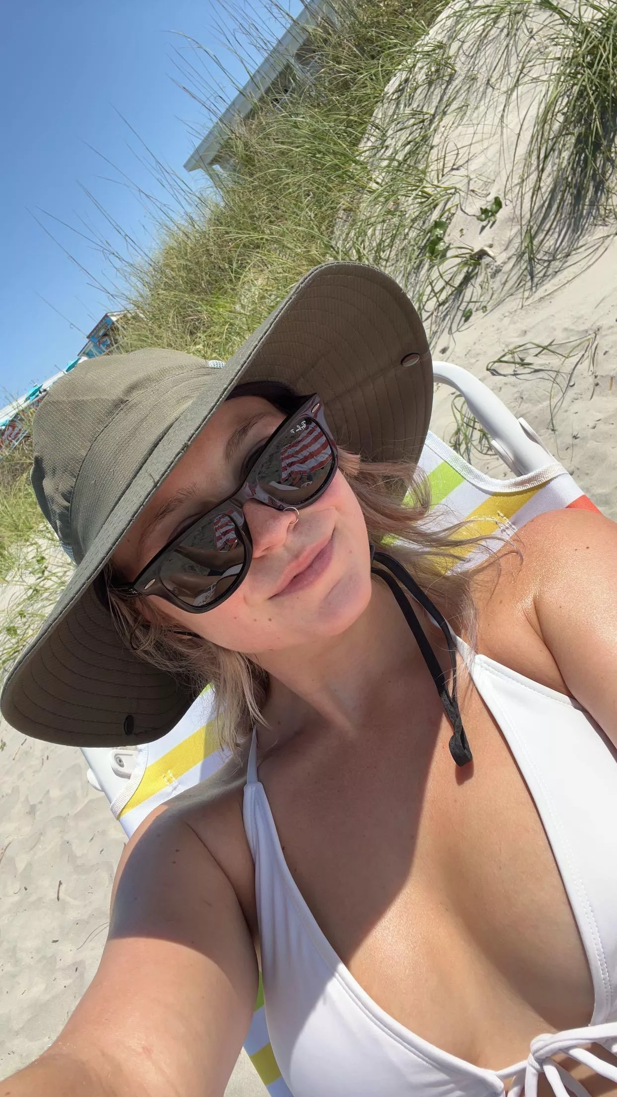 Feeling cute in this beach hat