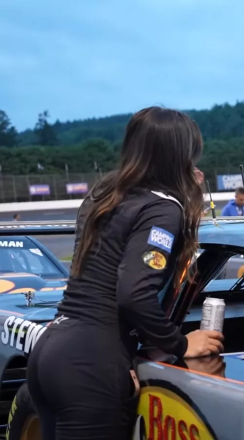 Hailie Deegans fat ass